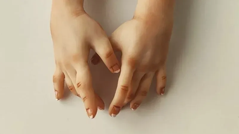 Мастер-класс по лепке ручек для авторских кукол