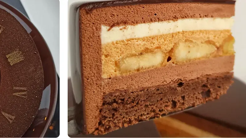 Шоколадно-банановый торт с декором “Новогодние часы”