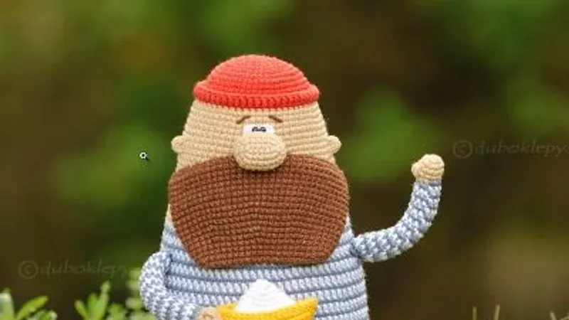 Вязаные игрушки. Моряк