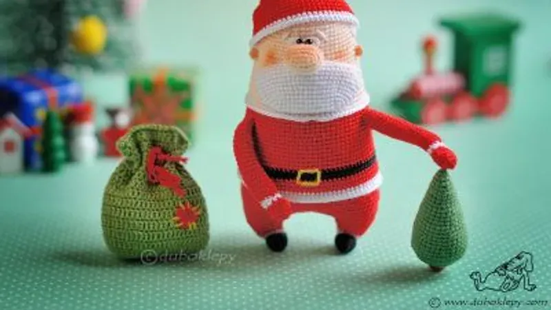 Вязаные игрушки: Дед Мороз