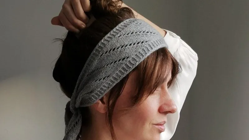 Elise Scarf - вязаный спицами узкий кашемировый шарфик