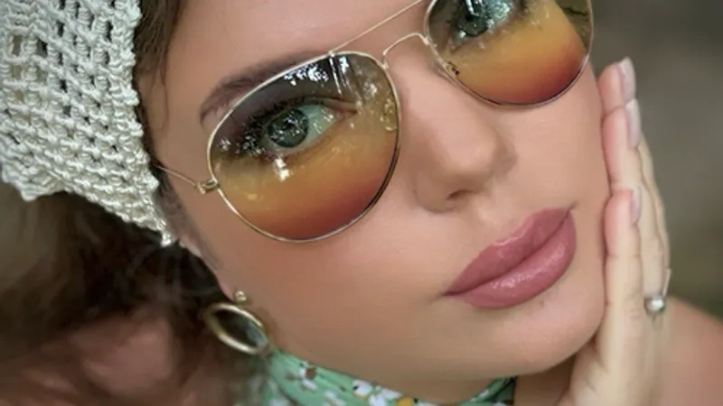 Косынка крючком miu miu Три ключа