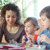 Как заниматься с 2 детьми разного возраста